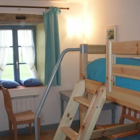 Charmante Longere 18eme Siecle Avec Jardin, Animaux Acceptes - Fr-1-497-49 Country house