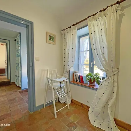 Holiday home Authentique Au Coeur Du Perche, 18eme Siecle, Cheminee, Jardin Clos, Animaux Acceptes, Wifi Inclus. - Fr-1-497-49 *