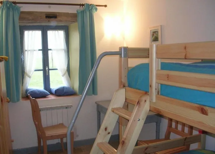 Charmante Longere 18eme Siecle Avec Jardin, Animaux Acceptes - Fr-1-497-49 別荘