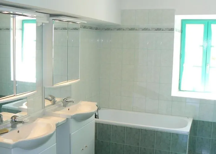 Charmante Longere 18eme Siecle Avec Jardin, Animaux Acceptes - Fr-1-497-49