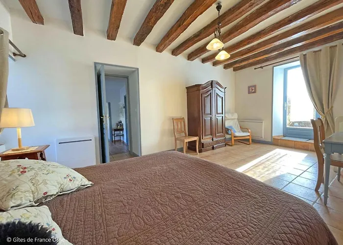 Charmante Longere 18eme Siecle Avec Jardin, Animaux Acceptes - Fr-1-497-49 * Pervencheres